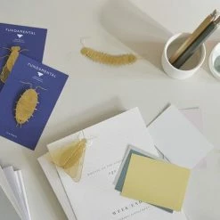 Fundamental.Berlin FLATMATE HOUSEFLY