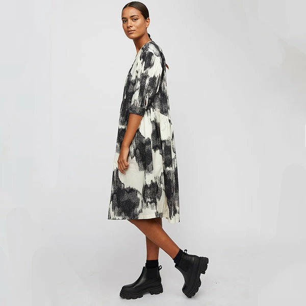 Just Female Black Field Artwork Other Dress 4 Just Female Black Field Artwork Other Dress