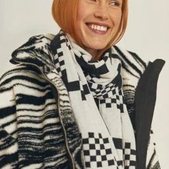 Dowse Riley Black & White Check Pattern Scarf