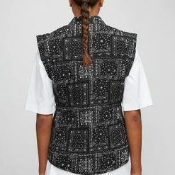 Just Female Miracle Vest Black Paisley Art