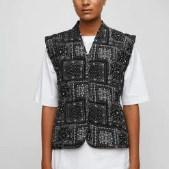 Just Female Miracle Vest Black Paisley Art