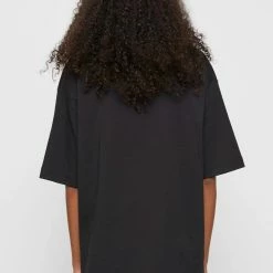 Just Female Kyoto Long Tee in Black