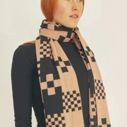 Dowse Riley Pink & Black Check Scarf